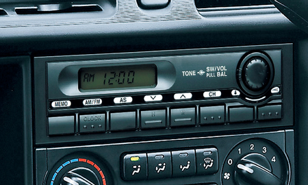 AM/FMラジオ（2スピーカー、デジタル時計組込み）