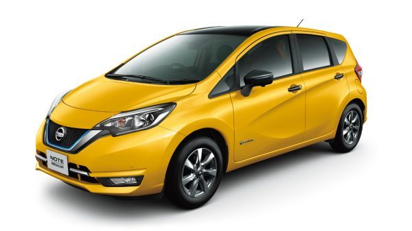 日産：ノート [ NOTE ] 電気自動車 (e-POWER) ｜ e-POWER 4WD